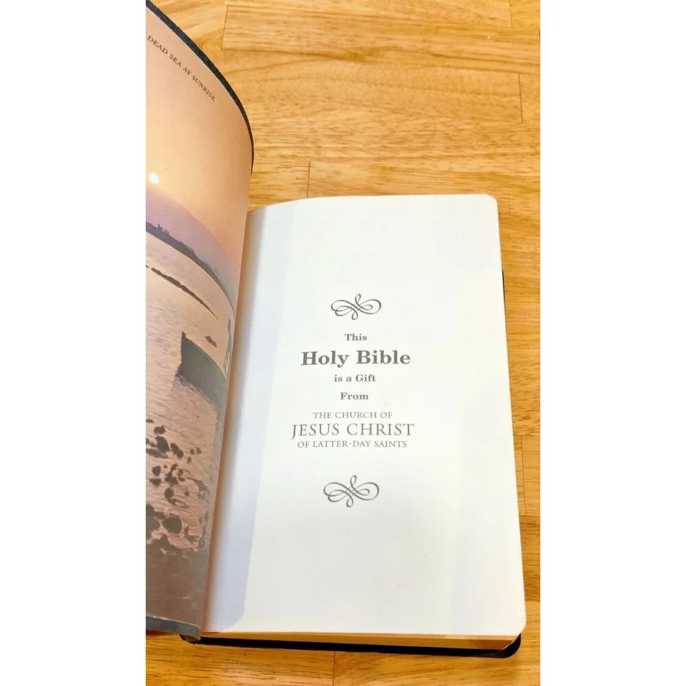 Vintage King James Holy Bible Red Letter Edition Thomas Nelson 1984 Softcover - Picture 2 of 11